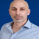 ד