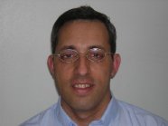 ד"ר מנחם לאופר